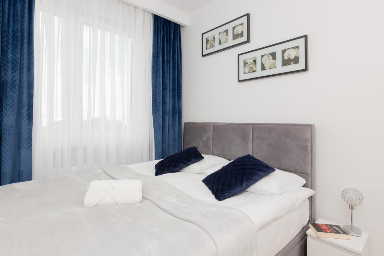 Warsaw Kotsisa Apartments With Parking By Noclegi Renters Экстерьер фото