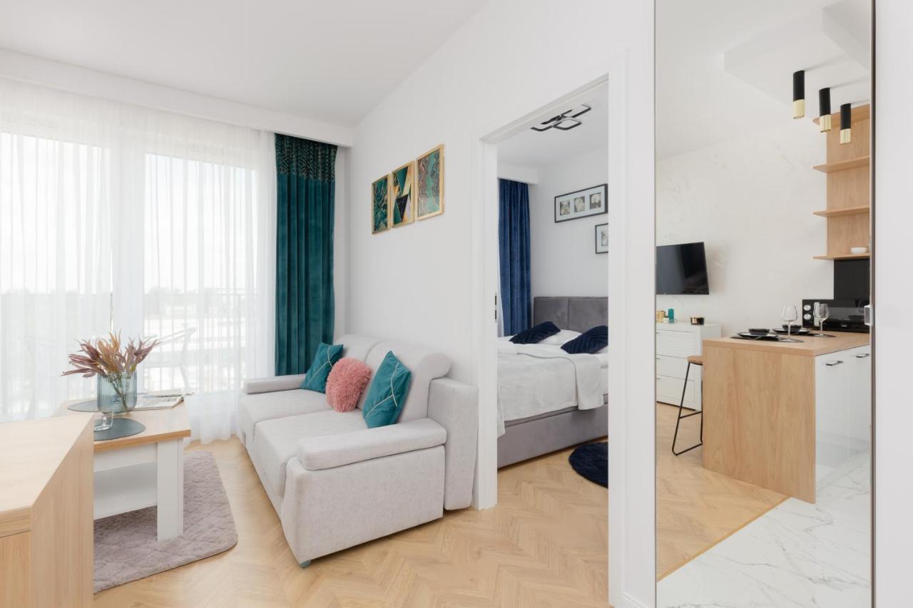Warsaw Kotsisa Apartments With Parking By Noclegi Renters Экстерьер фото