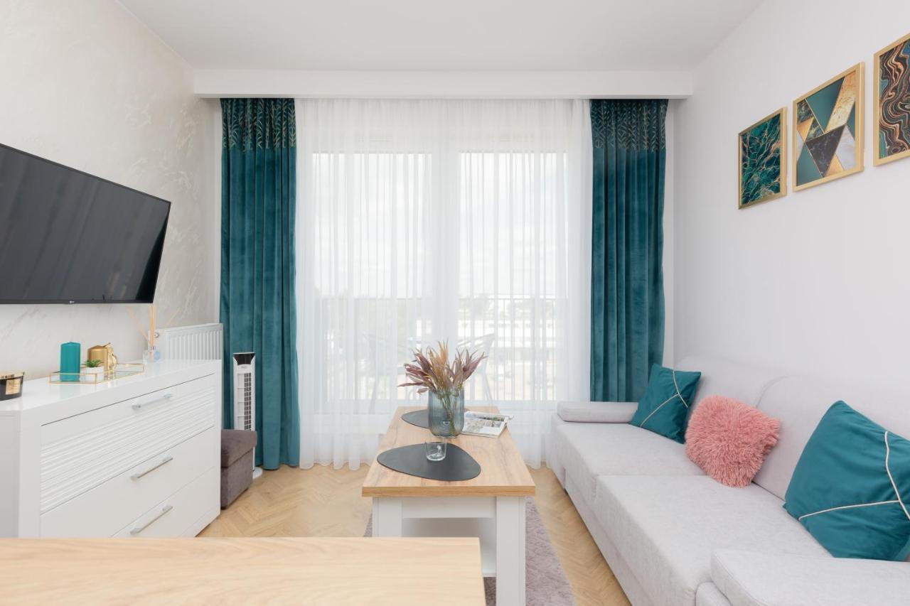Warsaw Kotsisa Apartments With Parking By Noclegi Renters Экстерьер фото
