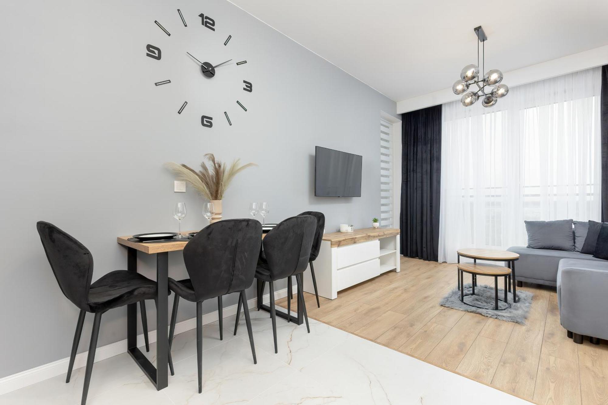 Warsaw Kotsisa Apartments With Parking By Noclegi Renters Экстерьер фото